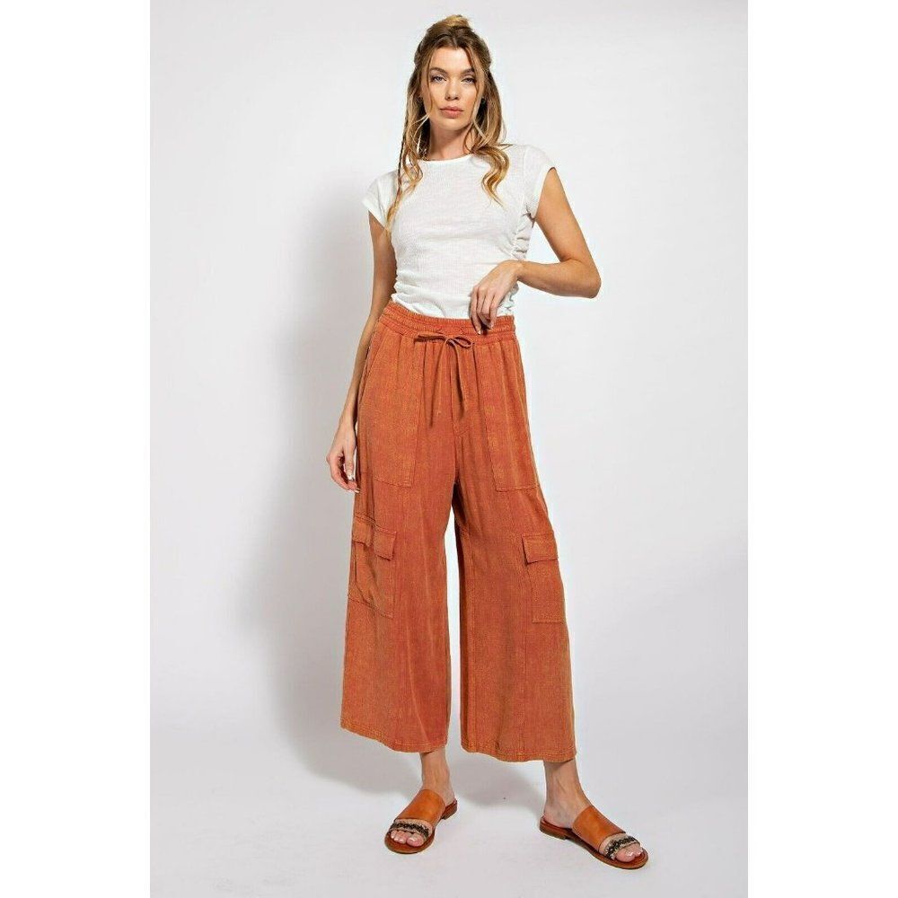 Easel It's All Good Mineral Washed Cargo Wide Leg Pants in Brick EB41457 - Picture 3 of 5